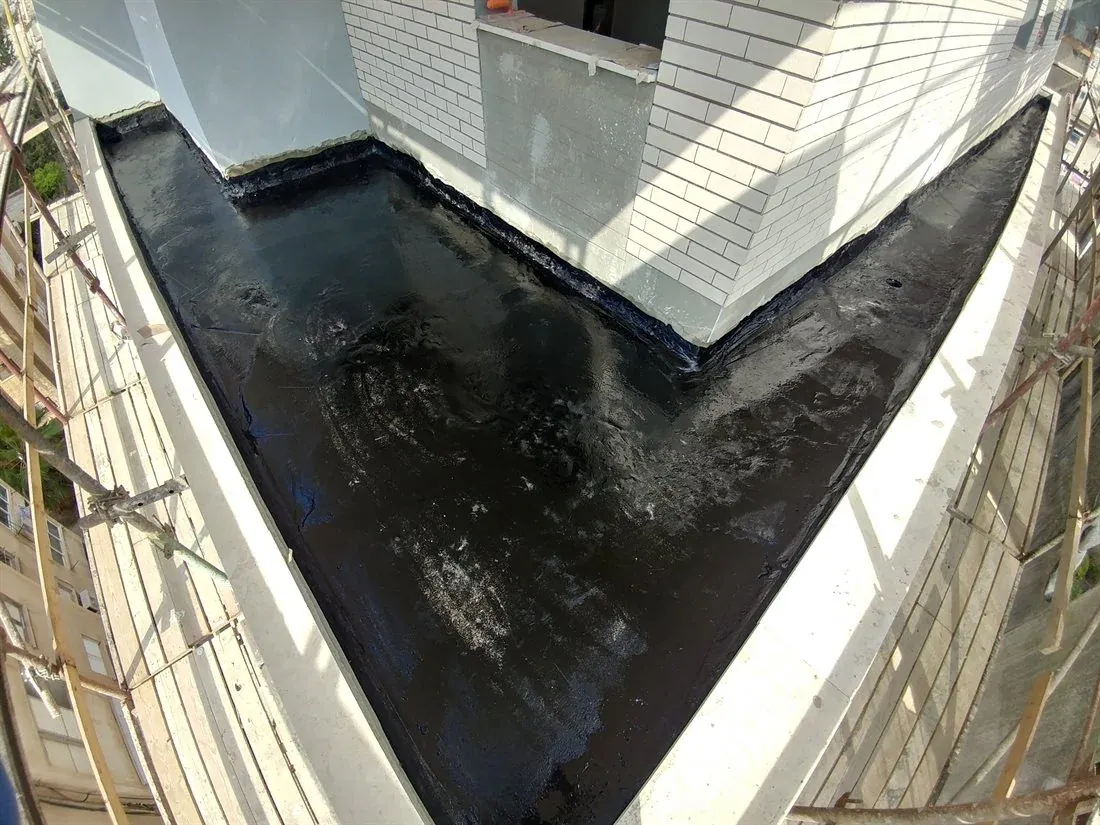 שיפועים בבטקל לכיוון קולטנים